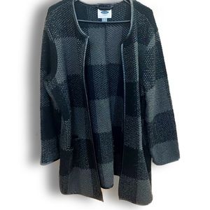 Old Navy Black and Grey Coatigan XL